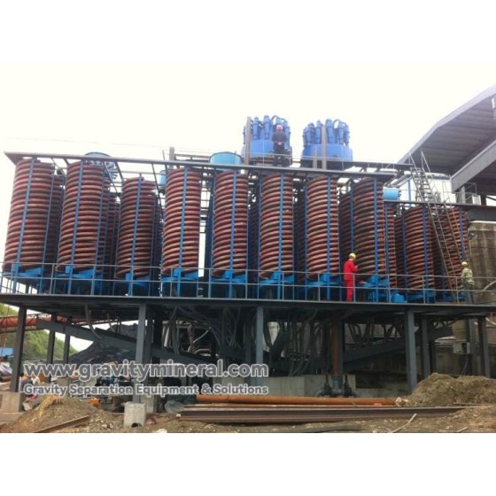 ガラス繊維強化プラスチック製スパイラルシュート